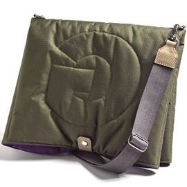 Reisedecke FANNY mit Gurt für den Hund • oliv | lila