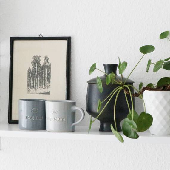 "Dog Dad" – handgefertigte Tasse aus Keramik