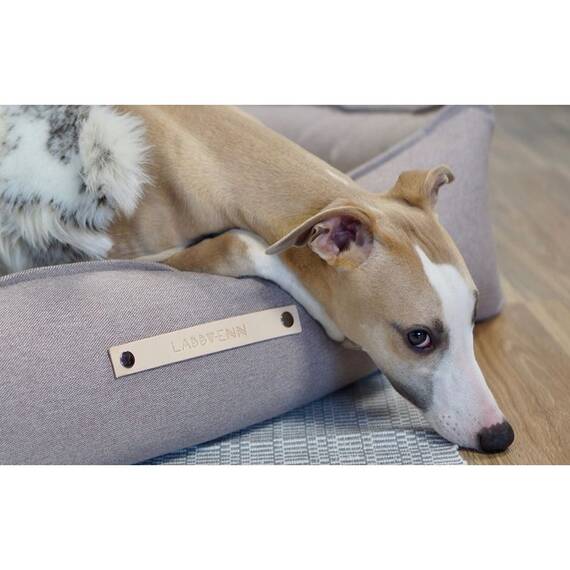 Labbvenn® Hundebett mit Rand TÖVE nussbraun