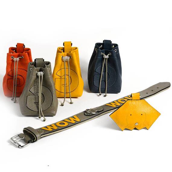 Kotbeutelspender MINNI aus Leder in gelb