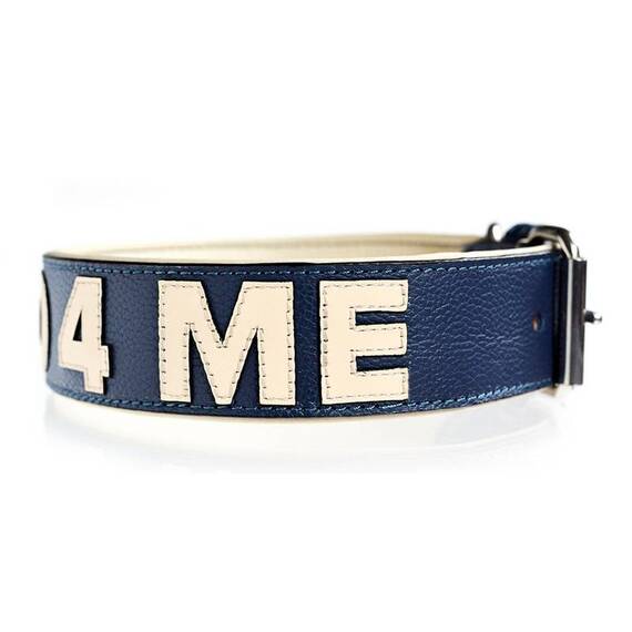 Personalisiertes Halsband aus Leder blau, Schriftfarbe frei wählbar