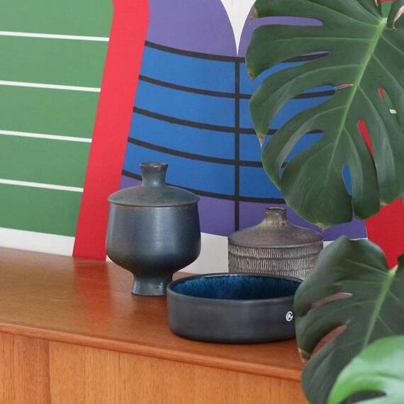 Hundenapf aus Keramik matt schwarz – midnight blue