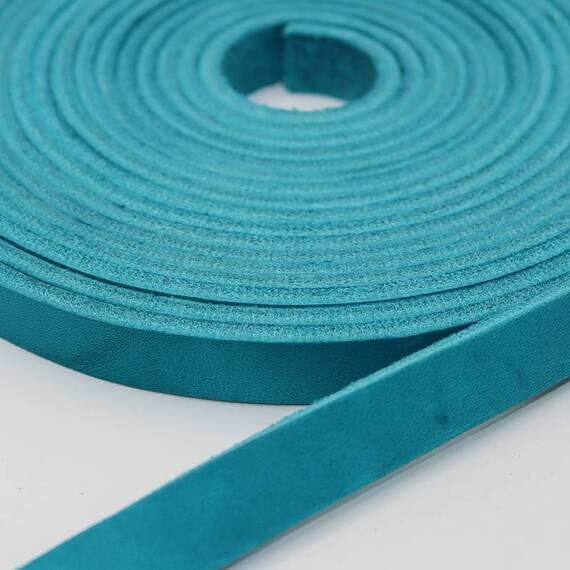 Markenhalsband aus Fettleder • 13 Farben, verschiedene Beschläge