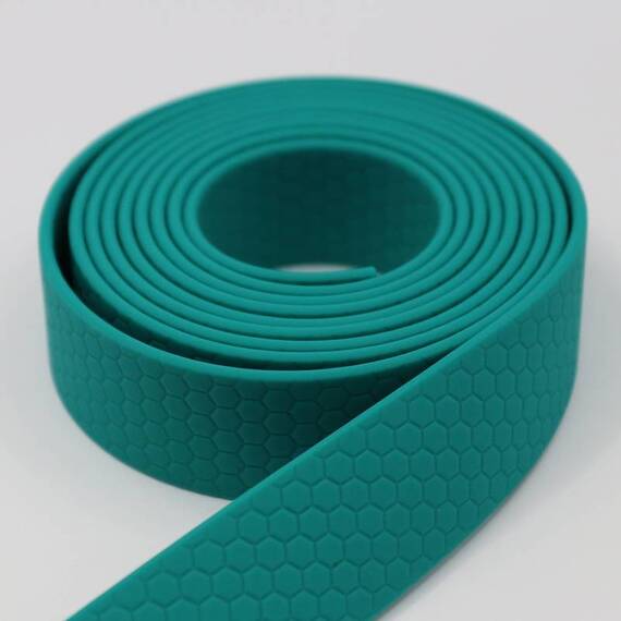 Halsband HEXA • verschiedene Farben und Beschläge • verstellbar