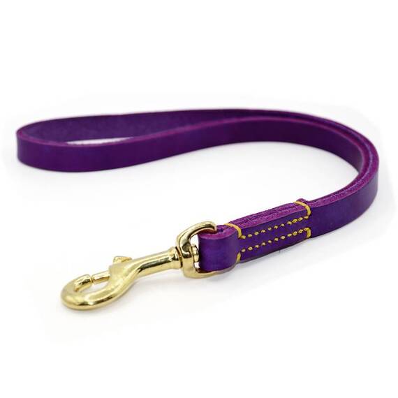 Kurzführer aus Fettleder • handvernäht • konfigurierbar