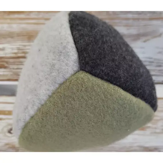 BIO Hundespielzeug • plastikfrei • diverse Farben und Größen