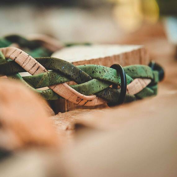 Hundehalsband aus Korkleder geflochten • vegan • Pedro "Frühling"