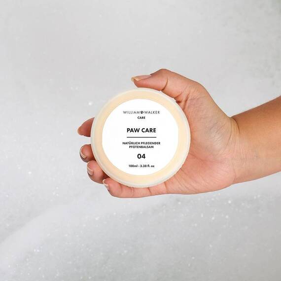 Natürlicher Pfotenbalsam für Hunde mit Kokosöl und Sheabutter