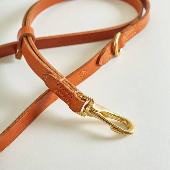 Premium Umhänge-Hundeleine aus Leder "Body Cognac" • Handarbeit