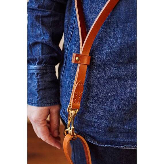 Premium Umhänge-Hundeleine aus Leder "Body Chestnut" • Handarbeit