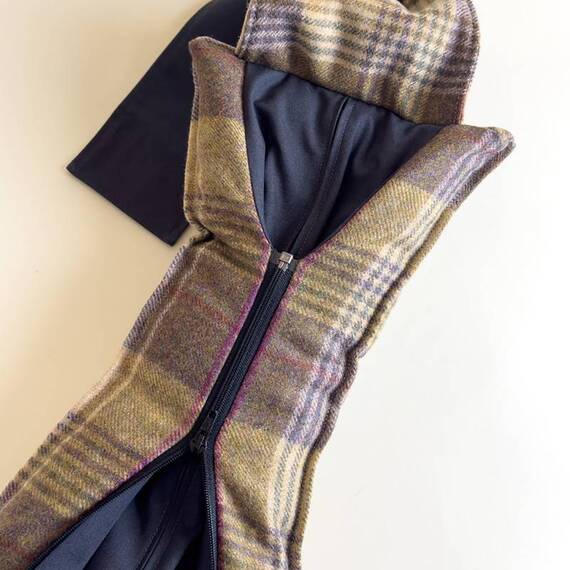 Hundebett-Kopfkissen Tweed "Blackberry" • reine Wolle