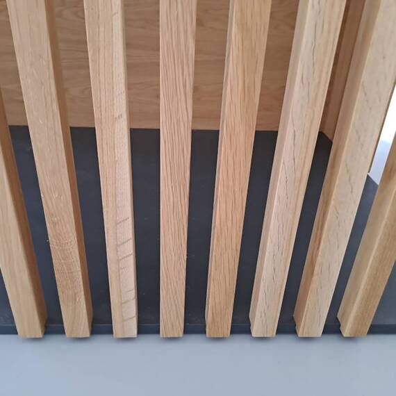 Sideboard-Hundebox • Eiche Massivholz