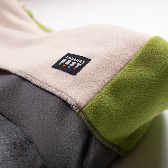 Easy Travel Pad in Grau • Softshell Reisedecke für Hunde