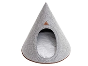Zusammenlegbare Hundehöhle in Form eines Tipis aus Wollfilz. Auch als Reisebett für Hunde geeignet.